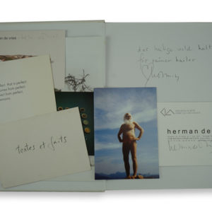 Herman de Vries (1931), Monograph Galerie Aline Vidal, herman de vries, 2000.